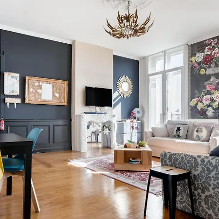 Elegant In At Les Chartrons *