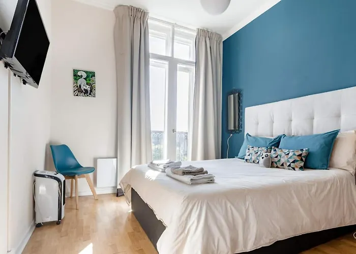 Elegant In At Les Chartrons